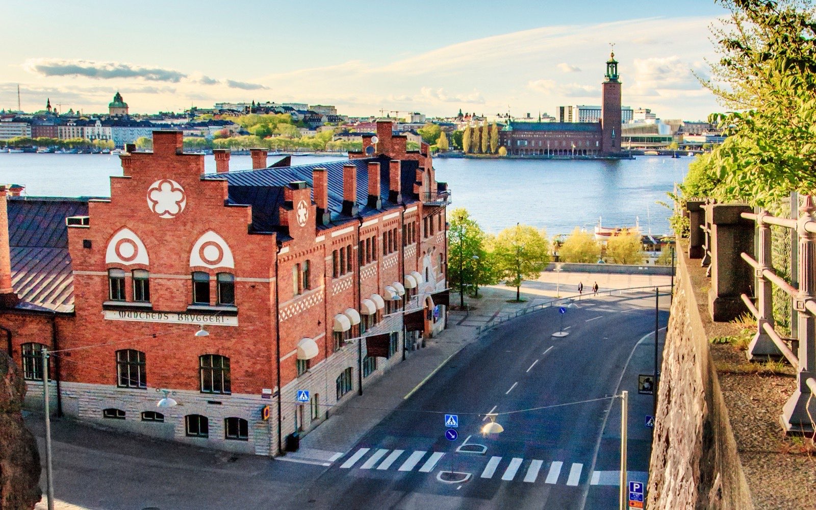 Glitter i stället för gravkyla: därför är Paranormal Festival ett måste